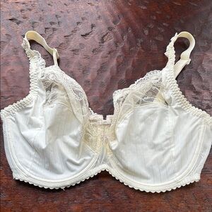 Chantelle White Lace Bra